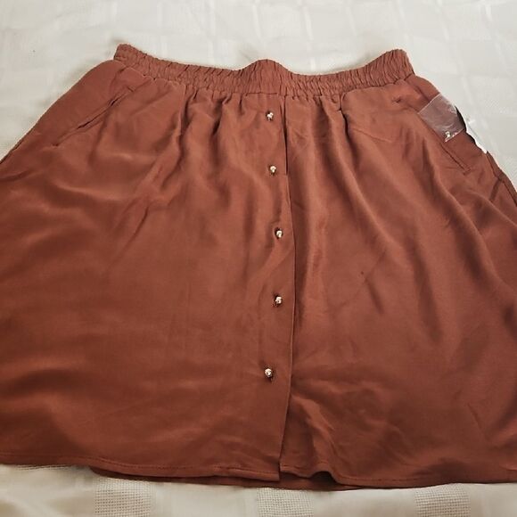 Suzy Shier Brown A-Line Pleated Skirt - Picture 16 of 16